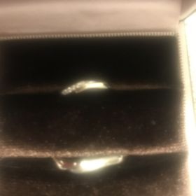 【アイプリモ(I-PRIMO)の口コミ】 別で買った婚約指輪との相性がよかった。
指にはめたときに、指が綺麗に見…