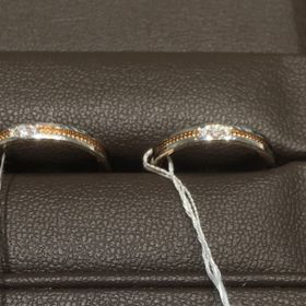 【アイプリモ(I-PRIMO)の口コミ】 シルバーとピンクゴールドの可愛いリング！さりげないダイヤと、中にはぎ…