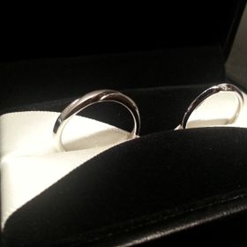 【エクセルコダイヤモンド(EXELCO DIAMOND)の口コミ】 指輪のデザインやダイヤモンドのランクなと、分からないことが多かったで…