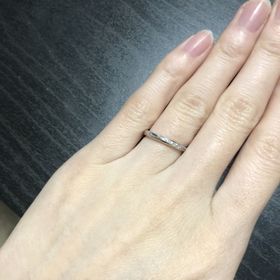 【銀座ダイヤモンドシライシの口コミ】 お互いシンプルなデザインが好きで、雑誌で見てからすっかり虜に‥！！
他…