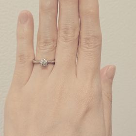 【GALA JEWELRY(ガラジュエリー)の口コミ】 子供のような手に合う華奢なデザインを中心に見せていただきました。珍し…
