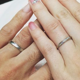 【TIARA(ティアラ)の口コミ】 私が12万、主人は10万円の指輪を購入しました。
私が金属アレルギーの為、…