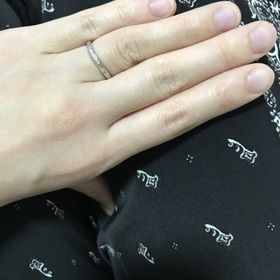 【ケイウノ ブライダル(K.UNO BRIDAL)の口コミ】 とにかく、旦那さんと2人一目惚れでした。
形（斜めにウェーブしていると…