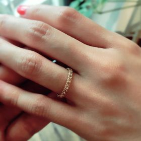 【メデルジュエリー(Mederu jewelry)】の口コミ 憧れのブランドであるmederuの指輪にしたかったことが一番大きいです...