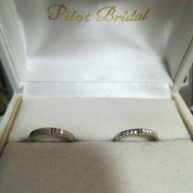 【PILOT BRIDAL(パイロットブライダル)の口コミ】 こだわりの強い旦那が一目惚れのデザインで2人ですぐ意見が一致したのでこ…