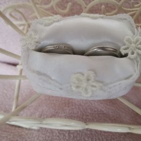 【ヴェラモーレ ディ ヌークレオ】の口コミ ビビットくるものに出会えなくて色んなお店でたくさんの
結婚指輪を見させ...