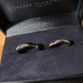 【ラザール ダイヤモンド(LAZARE DIAMOND)の口コミ】 他のブランドもいくつか見てまわる中で、①ストレートタイプ②シンプルすぎ…