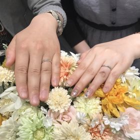 【アイプリモ(I-PRIMO)の口コミ】 婚約指輪と結婚指輪、どちらも彼と一緒にお店を周り購入を決めました。婚…