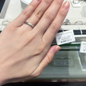 【LEHAIM(レハイム)の口コミ】 シンプルなデザイン、日常で付けていても違和感の無いタイプを選びたかっ…