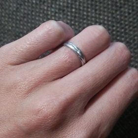 【Tous Les Deux(トゥー・レ・ドゥー)の口コミ】 普段つけないのでつけてて違和感のないもの、飽きずにずっとつけられるも…