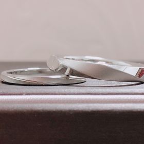 【アイプリモ(I-PRIMO)の口コミ】 自分がシンプルなのがいいと思ったのとキズがついてもそんなに目立たない…