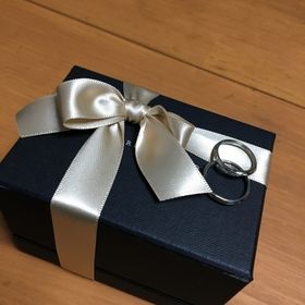 【ラザール ダイヤモンド(LAZARE DIAMOND)の口コミ】 最小はダイヤが入っているものは考えていませんでしたが、試着をしてみて…