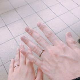 【CRAFY(クラフィ)の口コミ】 目立ちにくいマットな質感を選びました。
また、表面を削る加工が珍しいと…