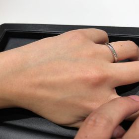 【ラザール ダイヤモンド(LAZARE DIAMOND)の口コミ】 【デザイン】
シンプルで洗練された、NYのデザインだそうです。すっきりし…