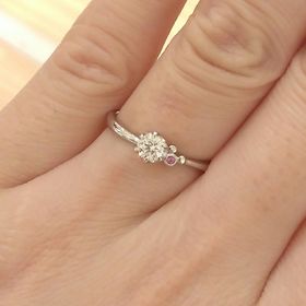 【THE KISS Anniversary(ザ・キッス　アニヴァーサリー)】の口コミ いい指輪を買えるのであれば価格は特に気にしていませんでした。このお店に...