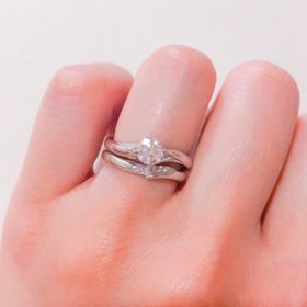 【アイプリモ(I-PRIMO)の口コミ】 結婚指輪は一目惚れ お互い初めに気に入ったデザインがペアで作られたもの…