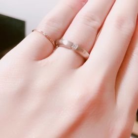 【NIESSING(ニーシング)の口コミ】 ・ブランドやデザインを含めてあまり人と被らないこと
・石が出っ張ってい…