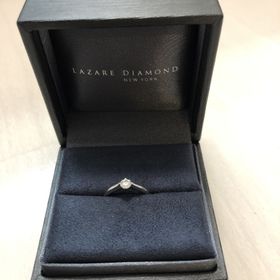 【ラザール ダイヤモンド(LAZARE DIAMOND)の口コミ】 婚約指輪を初めて見に行ったお店ということもありますが、輝きが本当に素…