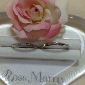 【RoseMarry(ローズマリー)の口コミ】 指輪はあまりした事がなかったので試着の時はダイヤの輝きさえも気になっ…