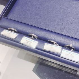 【銀座ダイヤモンドシライシの口コミ】 婚約指輪のみで使うシーンはあまりなさそうなのでセットで検討しました。
…
