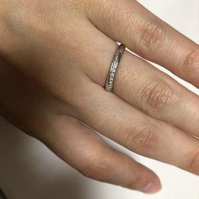 【ラザール ダイヤモンド(LAZARE DIAMOND)の口コミ】 ずっと長くつけるものなので、2人が気に入るものを購入したかった。お揃い…