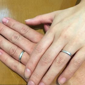 【nocur(ノクル)の口コミ】 他のメーカーにない丸みのない指輪の形で、つや消しになっていて、ひと目…