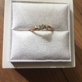 【LUCIE(ルシエ)の口コミ】 何といってもデザインが可愛く、上品です。今も何年たっても色褪せないデ…