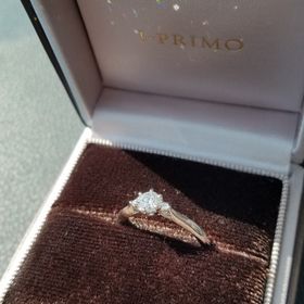 【アイプリモ(I-PRIMO)の口コミ】 ほぼ一目惚れで選びました。縁のハートマークが可愛かったので購入しまし…