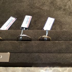 【アッシュペーフランス(H.P.FRANCE)】の口コミ 初めはシンプルなデザインがいいと思っていましたが、色々とつけていくうち...