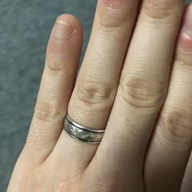 【ラウレア(Laulea)】の口コミ カルティエ、ヴィトンなど周りはハイブランド。
しかし、絶対ハワイアンジ...