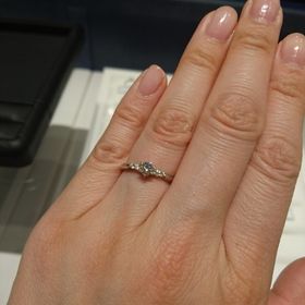 【エクセルコダイヤモンド(EXELCO DIAMOND)の口コミ】 お店に行く前にインターネットで下調べをしていた時に一目惚れしたデザイ…