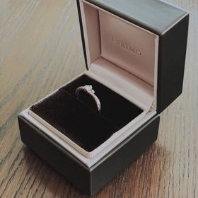 【アイプリモ(I-PRIMO)の口コミ】 普段指輪をつけていたかったため、立て爪タイプではなくて洋服などにも引…