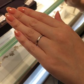 【ブシュロン(BOUCHERON)の口コミ】 人とあまり被らないようなデザインを主人が希望していたので見にいきまし…