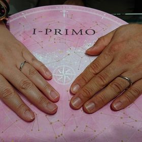 【アイプリモ(I-PRIMO)の口コミ】 主人の指輪が決め手となりました。内側にダイヤが埋め込まれており、外側…