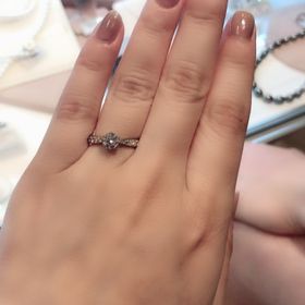 【WATANABE / 卸商社直営　渡辺の口コミ】 とにかく大きめのダイヤモンドが付いている物が欲しかったのですが、品質…