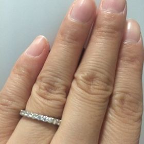 【Ponte Vecchio(ポンテヴェキオ)の口コミ】 何と言っても、ダイヤの輝きが素晴らしいです。着けているだけでとてもハ…