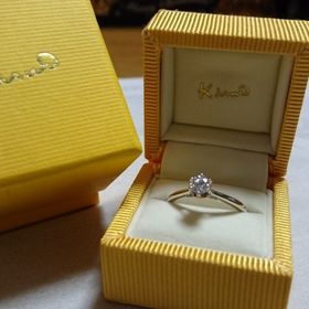 【ケイウノ ブライダル(K.UNO BRIDAL)の口コミ】 婚約指輪はディズニーのものを、と前々から夢描いていたため、自ずとケイ…