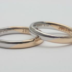 【TANZO.(鍛造指輪)の口コミ】 主人と私の家の家紋を封印してもらえるところを探しており、スタッフの方…