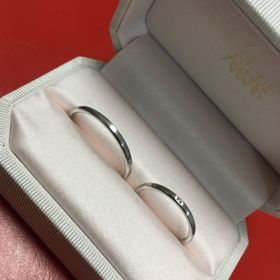 【AHKAH(アーカー)の口コミ】 とにかく指が太くて綺麗な指ではないのでなるべく華奢な指輪が良くて、AHK…