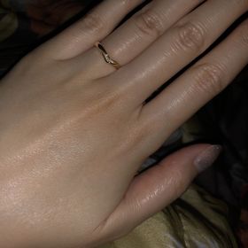 【アイプリモ(I-PRIMO)の口コミ】 イエローゴールドで細すぎず太すぎず指を長く綺麗に見せてくれると思いま…
