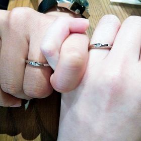 【銀座ダイヤモンドシライシの口コミ】 デザインがすごく気に入ってすぐに購入させて頂きました！レディースのメ…