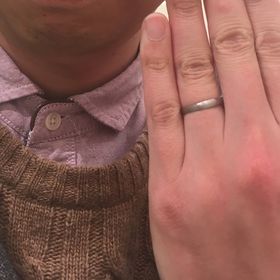 【ete(エテ)の口コミ】 キラキラした指輪ではなく、落ち着いたマットな印象の指輪を探していたの…
