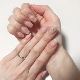 【Petit Marie(プチマリエ)の口コミ】 ピンクゴールドが気に入りました。派手過ぎず、でもリングが二重になって…