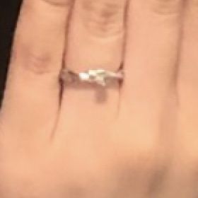 【ラザール ダイヤモンド(LAZARE DIAMOND)の口コミ】 指にコンプレックスがあり、これまでなかなか指輪をしてこなかったのです…