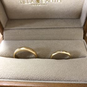 【TILLA EARTH(ティーラアース)】の口コミ 色味が気に入りました。イエローゴールド、ピンクゴールドなどありましたが...