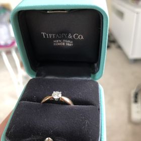 【ティファニー(Tiffany & Co.)の口コミ】 以前からデザインやブランドの知名度の高さからティファニーがいいと思っ…