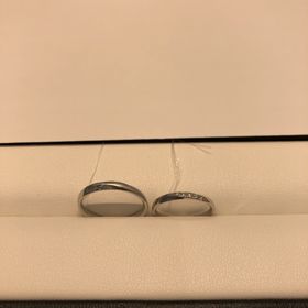 【GALA JEWELRY(ガラジュエリー)の口コミ】 評価にもたくさんかいてありますが、とにかく安かったです。
ペアで10万円…