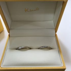 【ケイウノ ブライダル(K.UNO BRIDAL)の口コミ】 シンプルなタイプを探していたのですが、このブランドにはシンプルなもの…