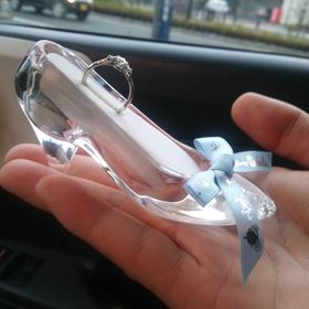 【Disney Cinderella(ディズニー シンデレラ)の口コミ】 主人がサプライズで用意してくれたものでしたので、主人の決め手ですが、…