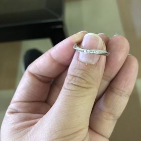 【アイプリモ(I-PRIMO)の口コミ】 ダイヤが多くてデザインがかわいい！ウェーブしているタイプの指輪で、指…